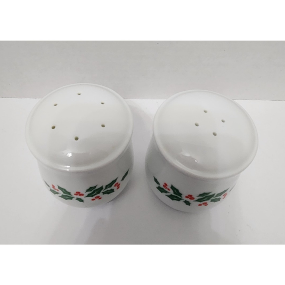 Corelle Salt & Pepper Shaker Set Christmas White WINTER HOLLY with Box #6018569 - Picture 4 of 13